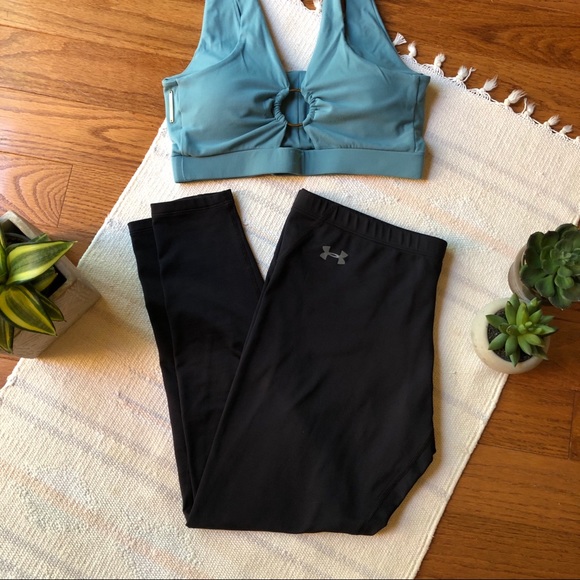 Under Armour Pants - Black Leggings / Under Armour